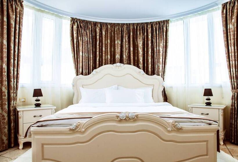 Flamingo Suites Boutique