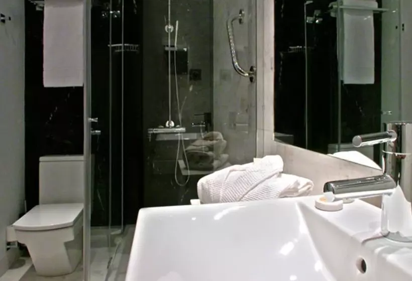 Grupotel Gran Via 678