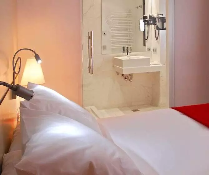 Grupotel Gran Via 678