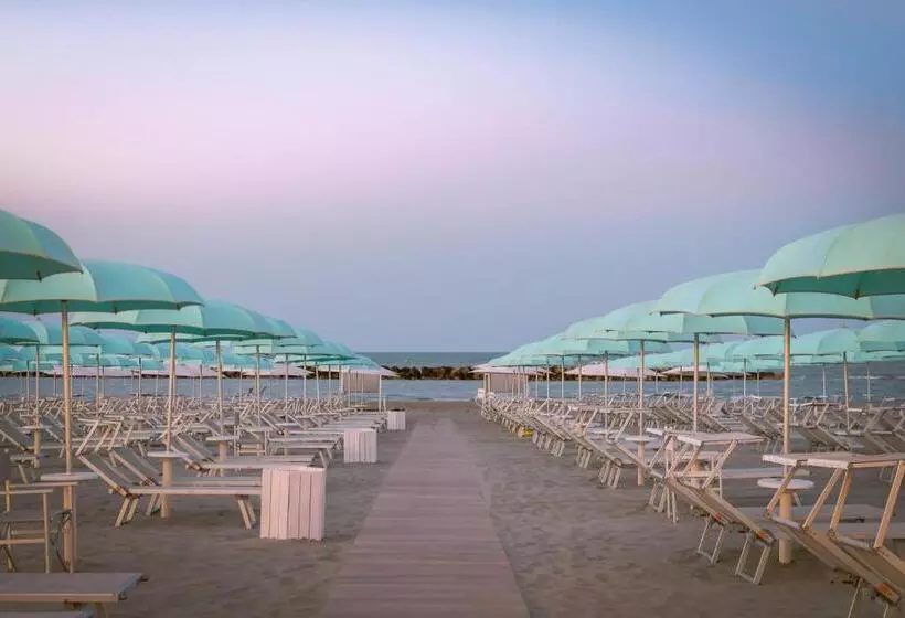 هتل Blu Suite Resort