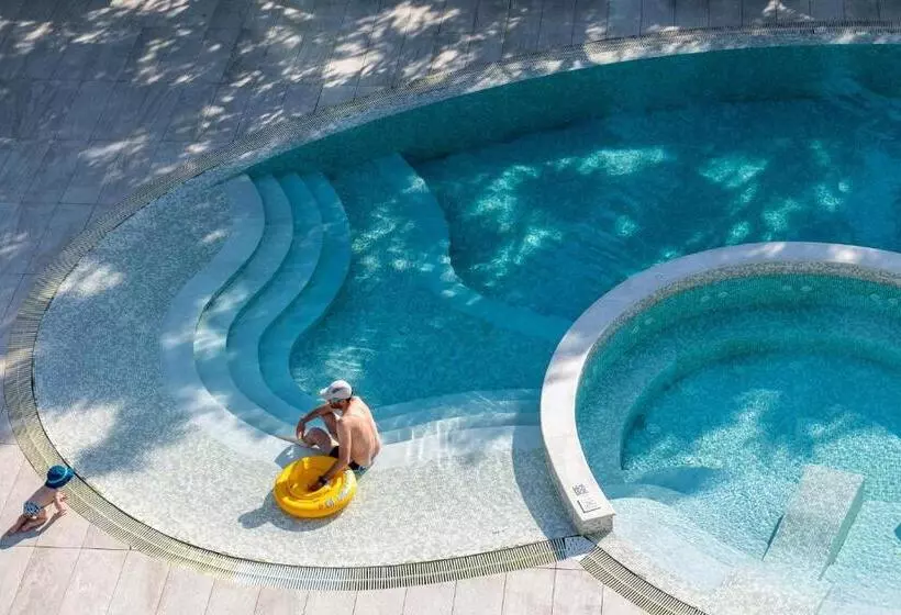 هتل Blu Suite Resort