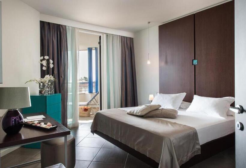 Hotel Blu Suite Resort