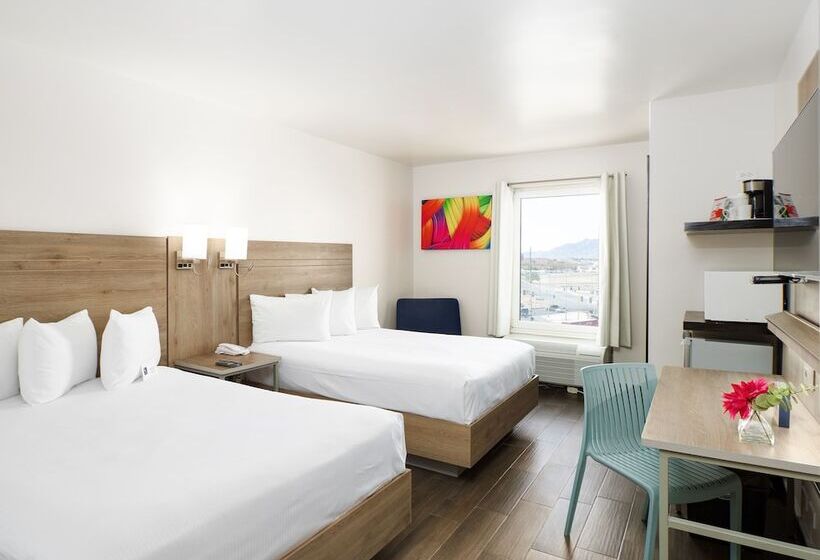 فندق Mesaluna Near American Consulate