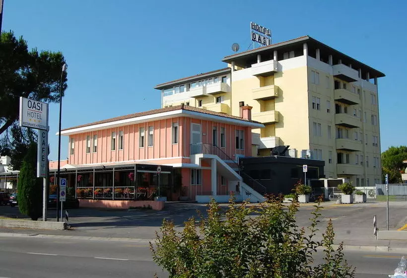 Hotel Oasi