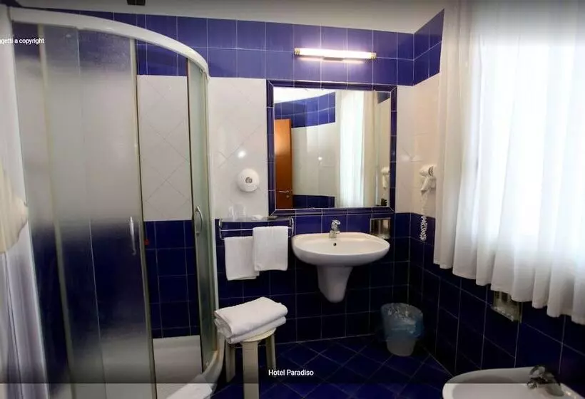 هتل Paradiso