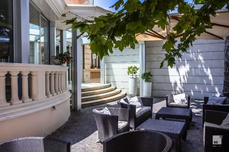 هتل Regina Elena 57 & Oro Bianco Spa