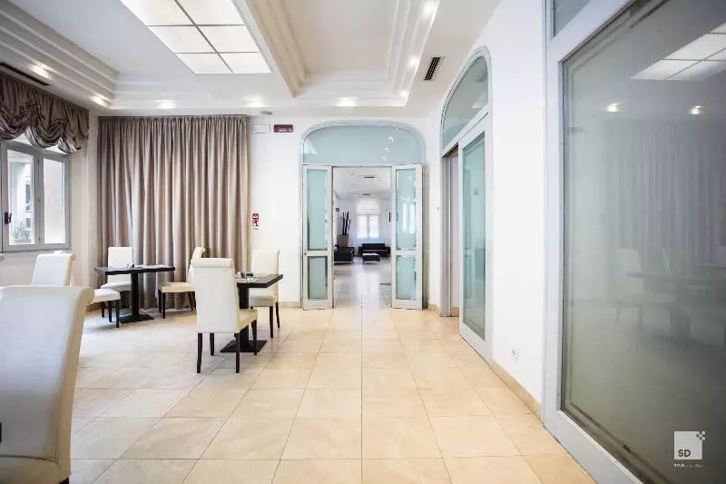 هتل Regina Elena 57 & Oro Bianco Spa