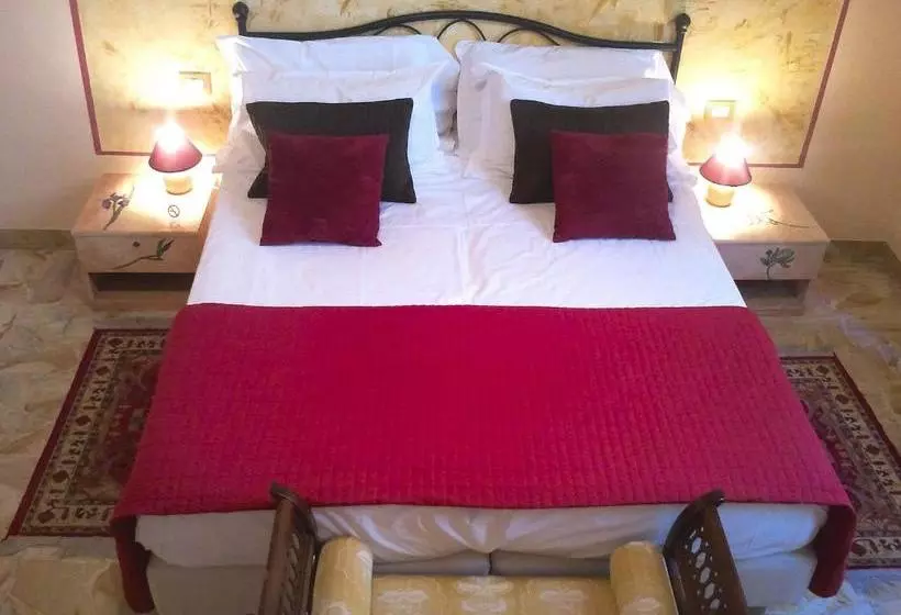 هتل Locanda Di San Martino