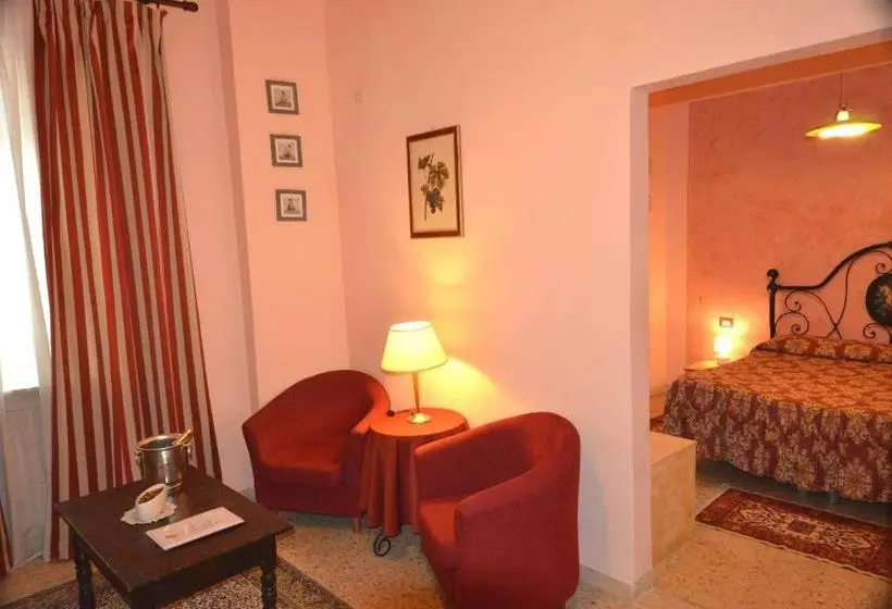 هتل Locanda Di San Martino