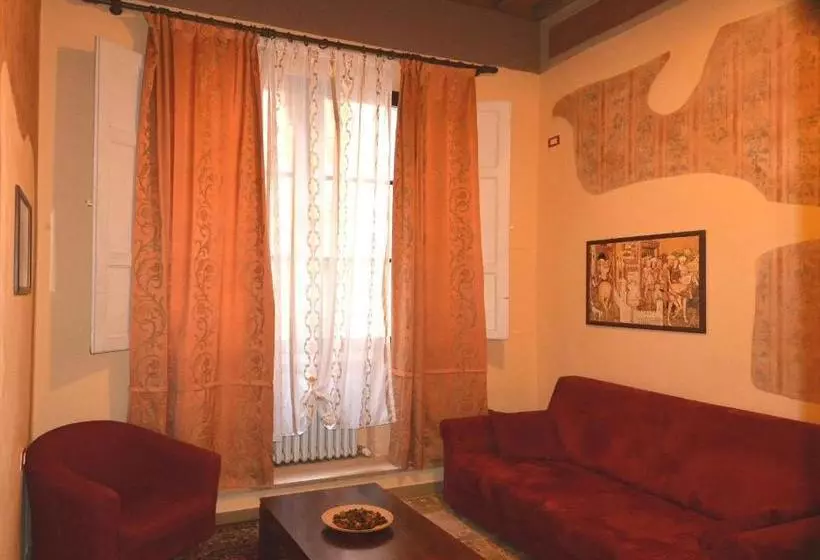 هتل Locanda Di San Martino