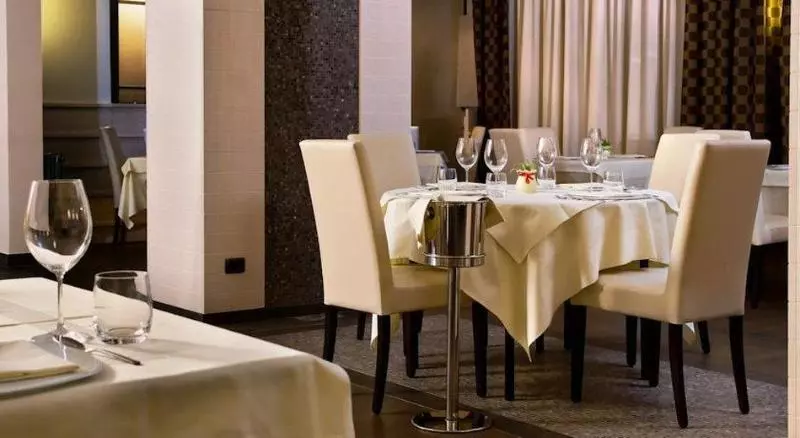 Отель Viola Palace