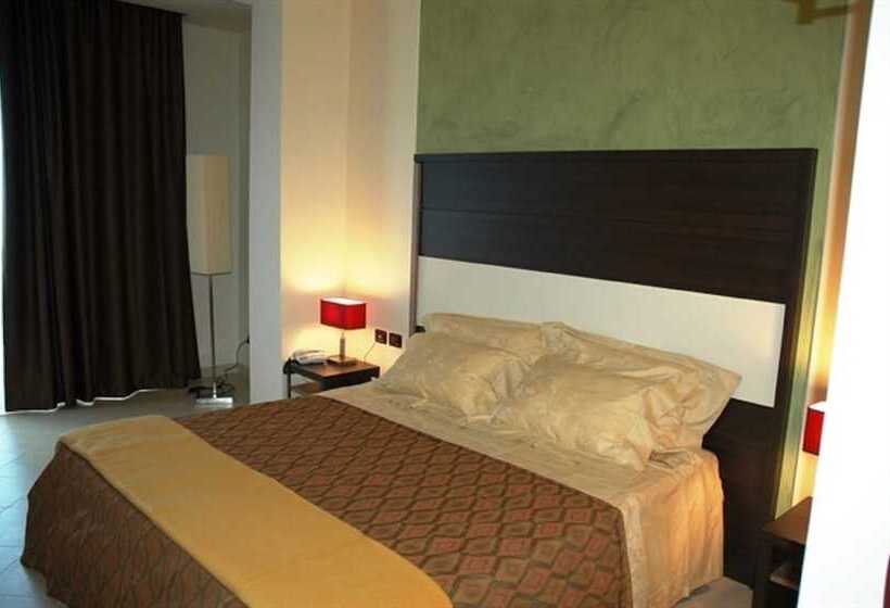 בית מלון כפרי Viola Palace