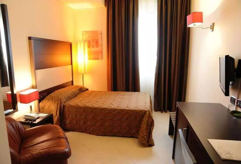 Отель Viola Palace