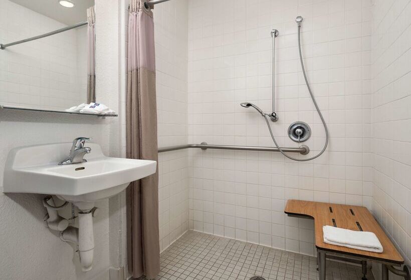 Motel 6 Buena Park, Ca Knotts Berry Farm Disneyland