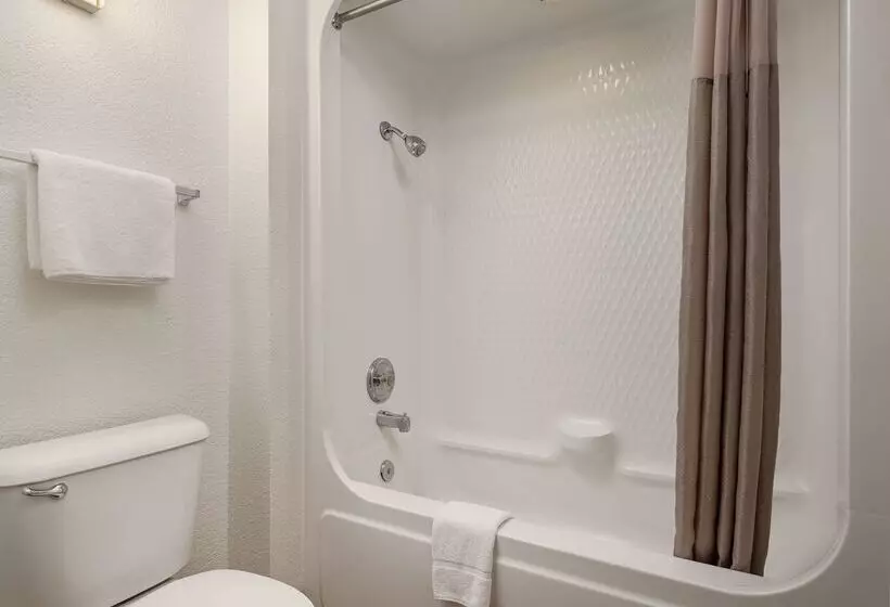 Motel 6 Buena Park, Ca   Knotts Berry Farm   Disneyland