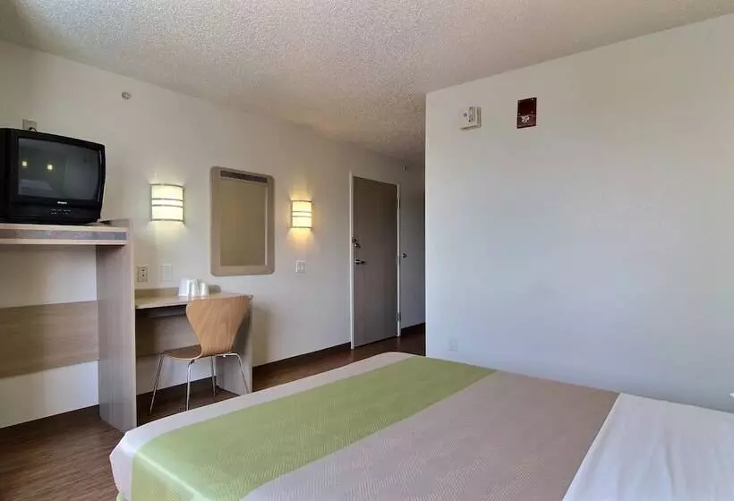 Motel 6 Albuquerque, Nm  North