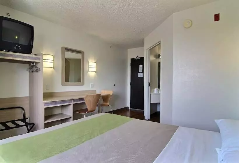 Motel 6 Albuquerque, Nm  North