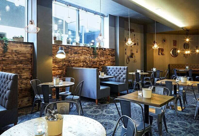 Novotel Liverpool Centre