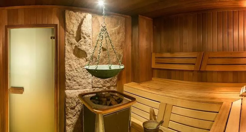 Old Estate Hotel & Spa