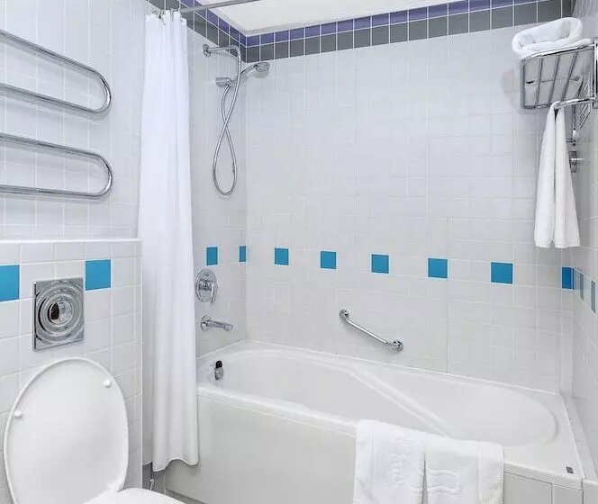 Old Estate Hotel & Spa