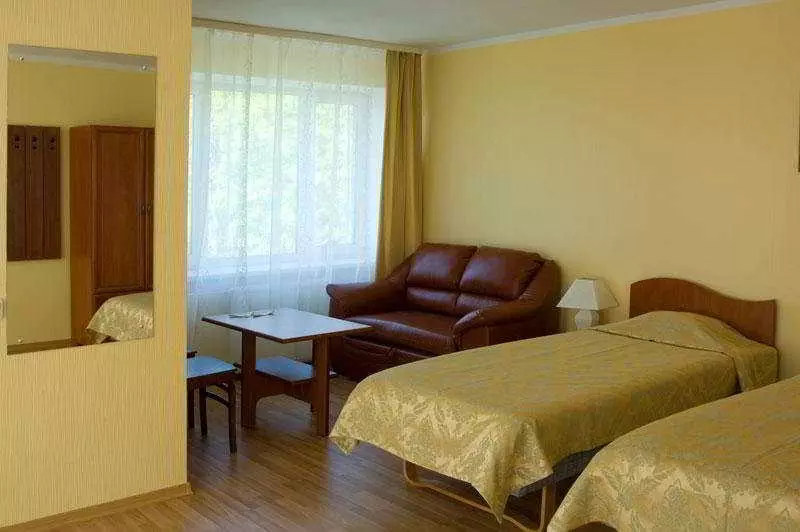 Osta Hotel