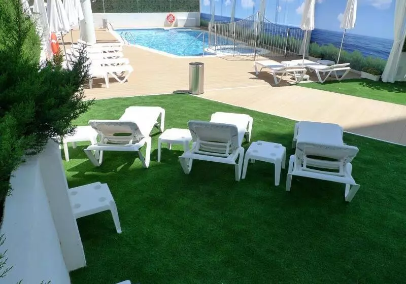 Riviera Beachotel - Adults Recomended