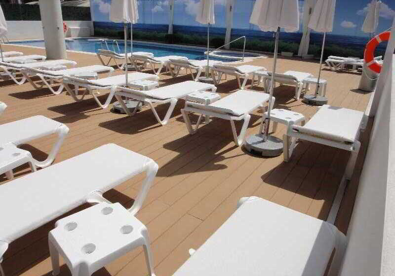 Riviera Beachotel - Adults Recomended