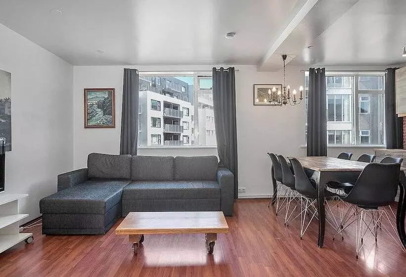 Stay Apartments Einholt