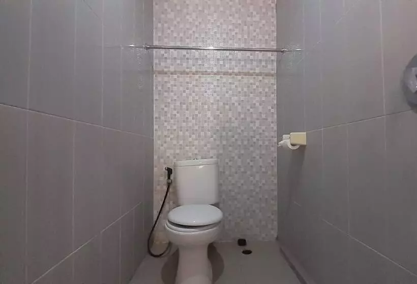 Retkeilymaja Lamnyong Syariah By Oyo Rooms