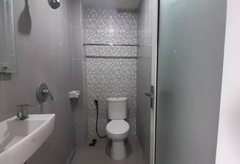 Retkeilymaja Lamnyong Syariah By Oyo Rooms