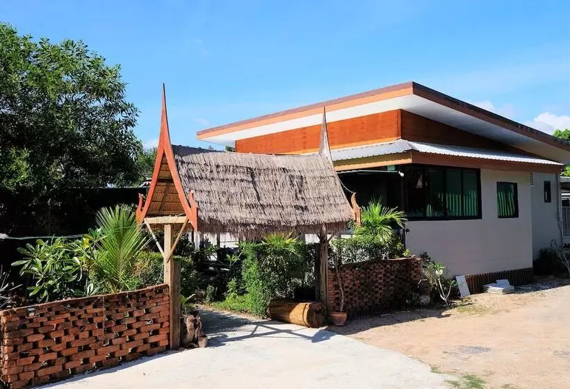 Retkeilymaja Oyo 503 Phuket Numnoi