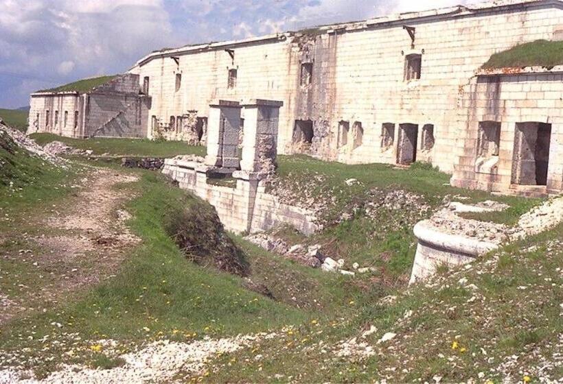 فندق Albergo Al Pino