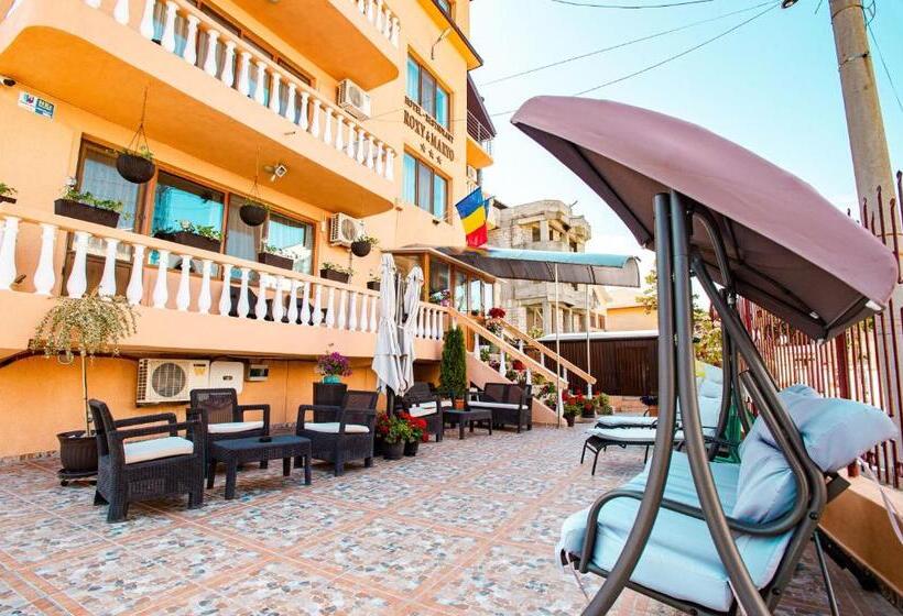 호텔 Roxy & Maryo  Restaurant  Terasa  Loc De Joaca Pentru Copii  Parcare Gratuita