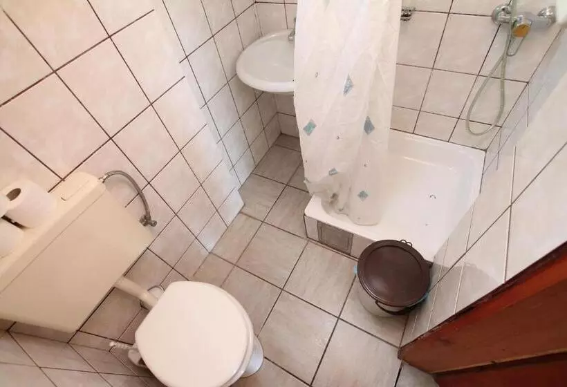 پانسیون Guest House Saga