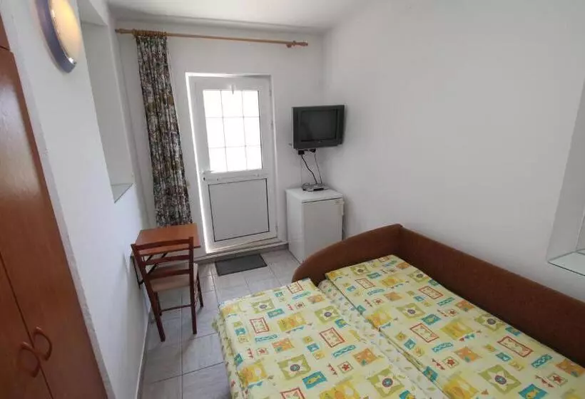پانسیون Guest House Saga