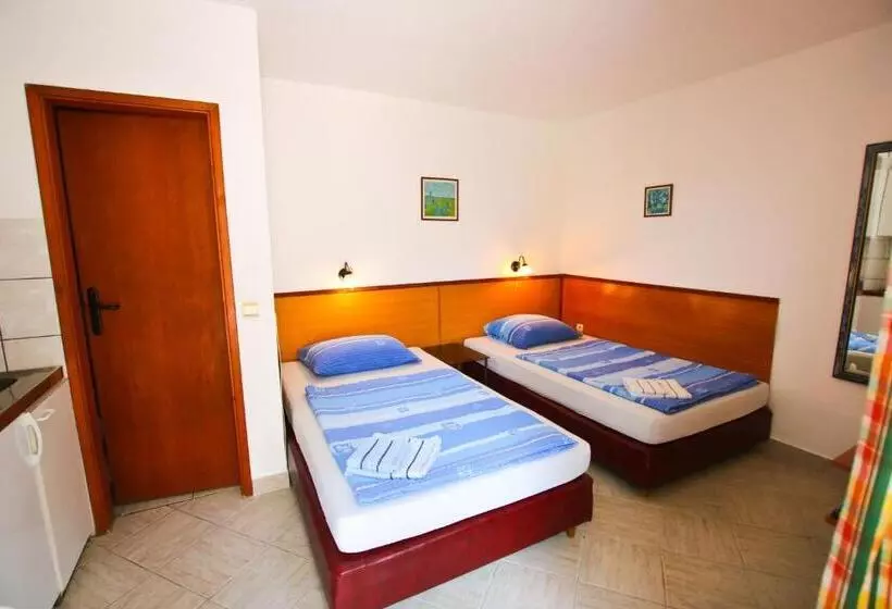 پانسیون Guest House Saga