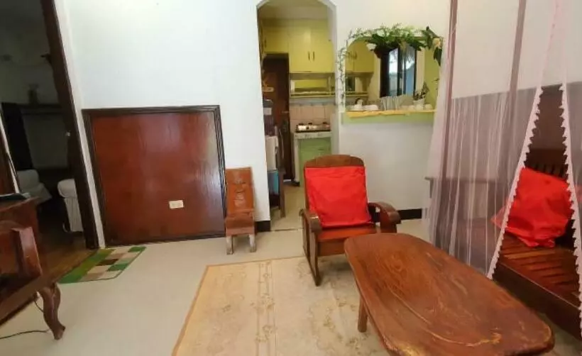 Reddoorz Plus @ Evangeline Beach Resort