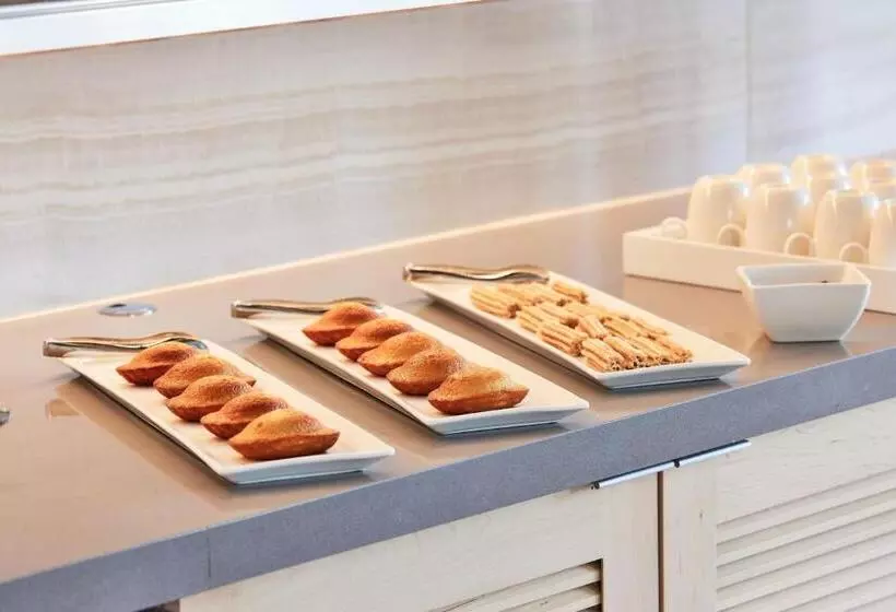 Ac Hotel By Marriott Sunnyvale Moffett Park