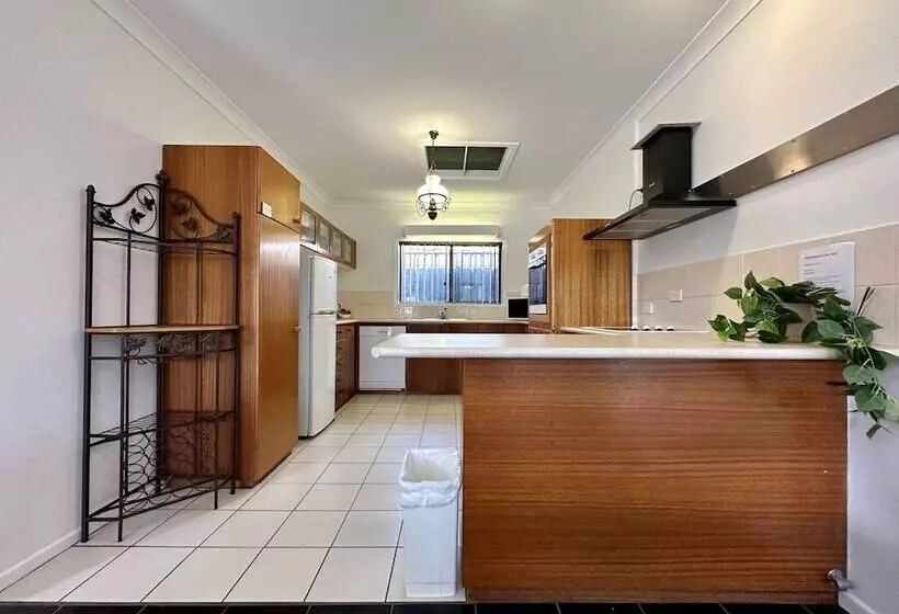 ホテル Charlesworth On The Park