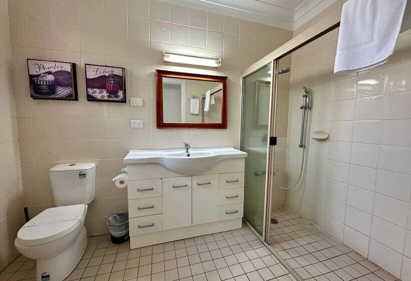 Hotel Charlesworth On The Park