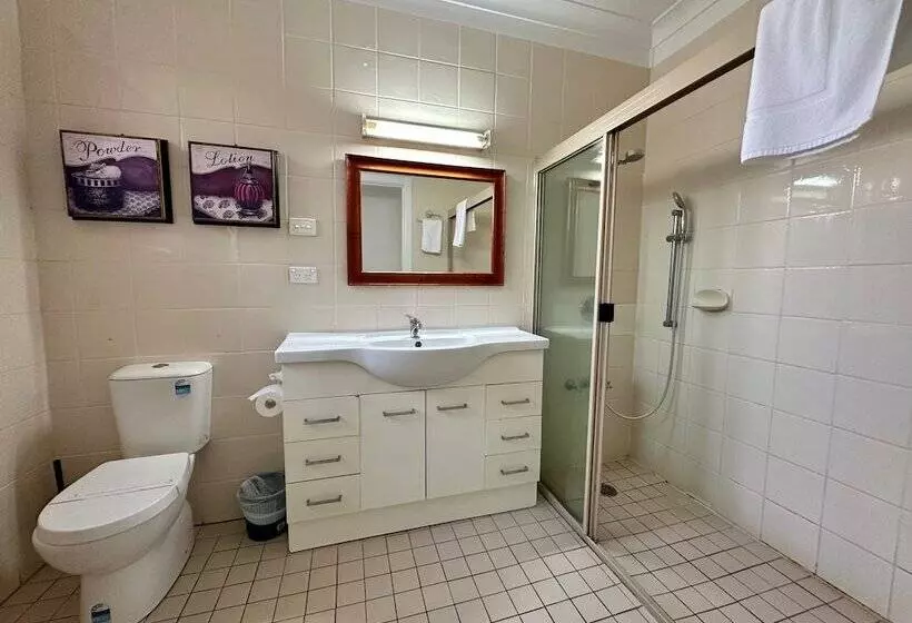 ホテル Charlesworth On The Park