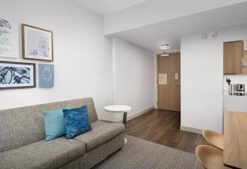 Hotelli Element Jacksonville Beach