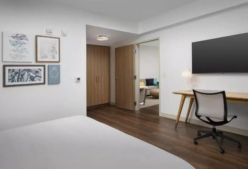 Hotelli Element Jacksonville Beach