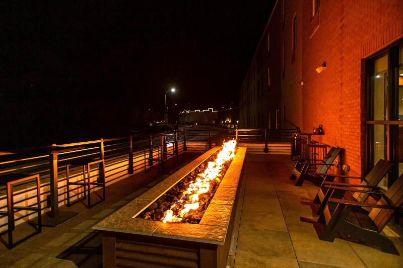 ホテル Four Points By Sheraton Deadwood