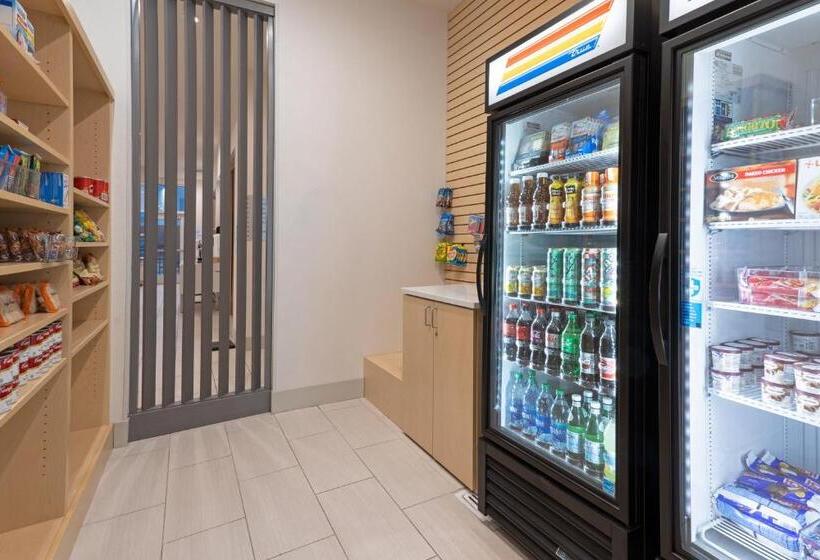 فندق Holiday Inn Express & Suites Firestone Longmont , An Ihg