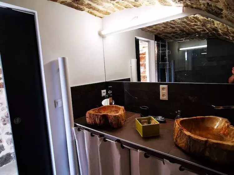 ペンション Magnifique Gîte En Pierres 6 Personnes Avec Piscine Privée Ardèche Plein Sud