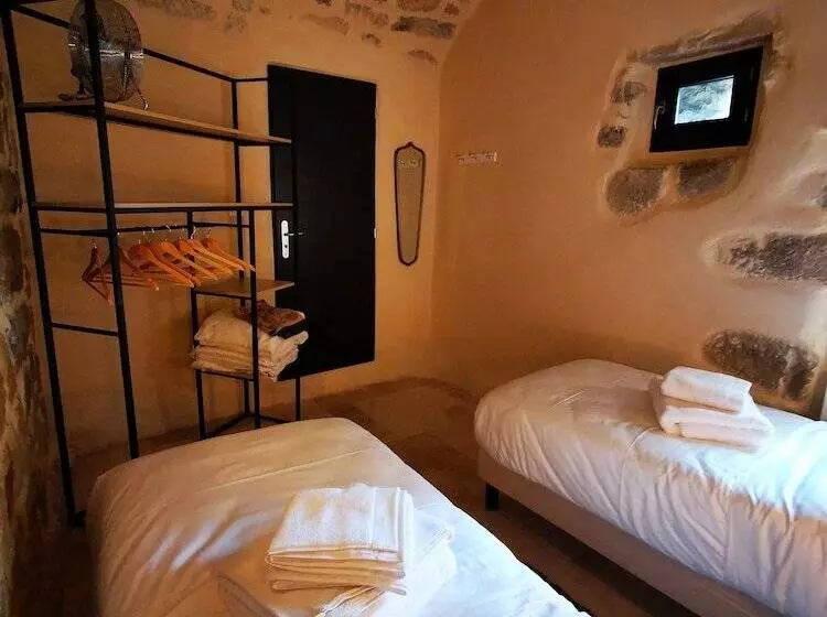 ペンション Magnifique Gîte En Pierres 6 Personnes Avec Piscine Privée Ardèche Plein Sud