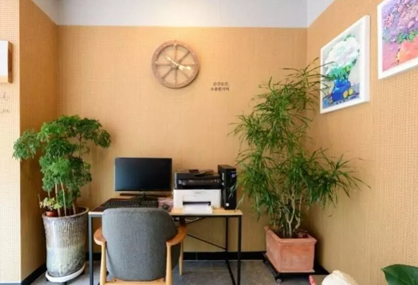 ペンション Sea Star Hostel