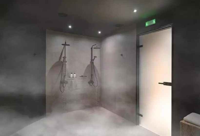استراحتگاه Azur Retreat