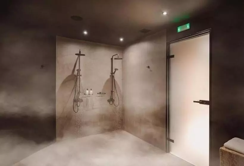 استراحتگاه Azur Retreat